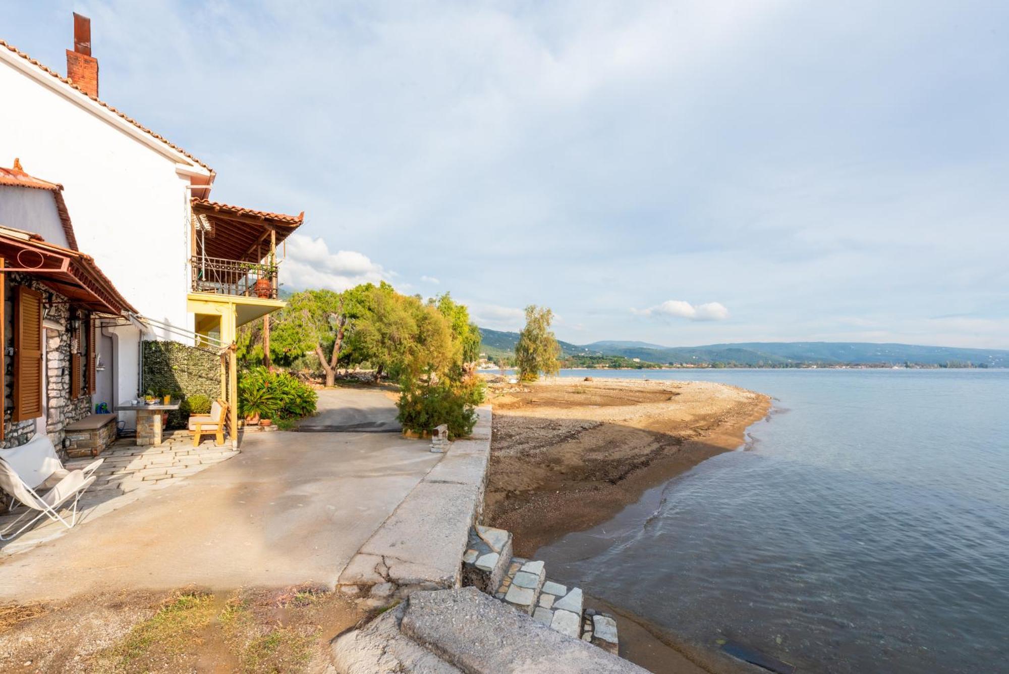 The Sea Front Fisherman'S House Като-Гацеа Экстерьер фото